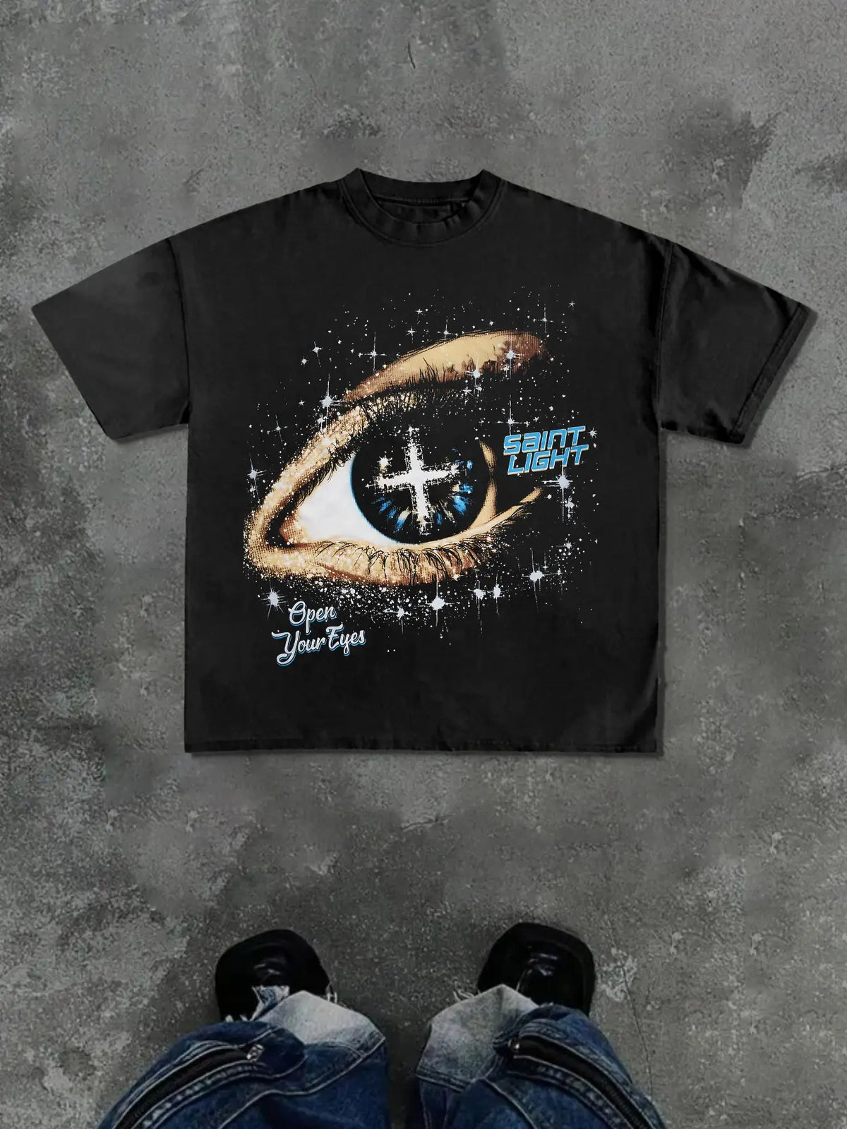 Men's Casual Streetwear Short Sleeve T-Shirt, Saint Eye Print with Shiny Star Details, Silver Color, Comfortable Fit, All-Season Wear