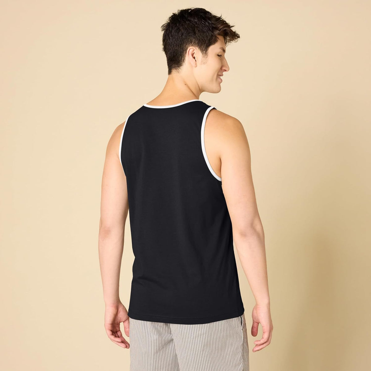Amazon Essentials Men's Regular-Fit Sleeveless Tank Top, 100% Cotton
