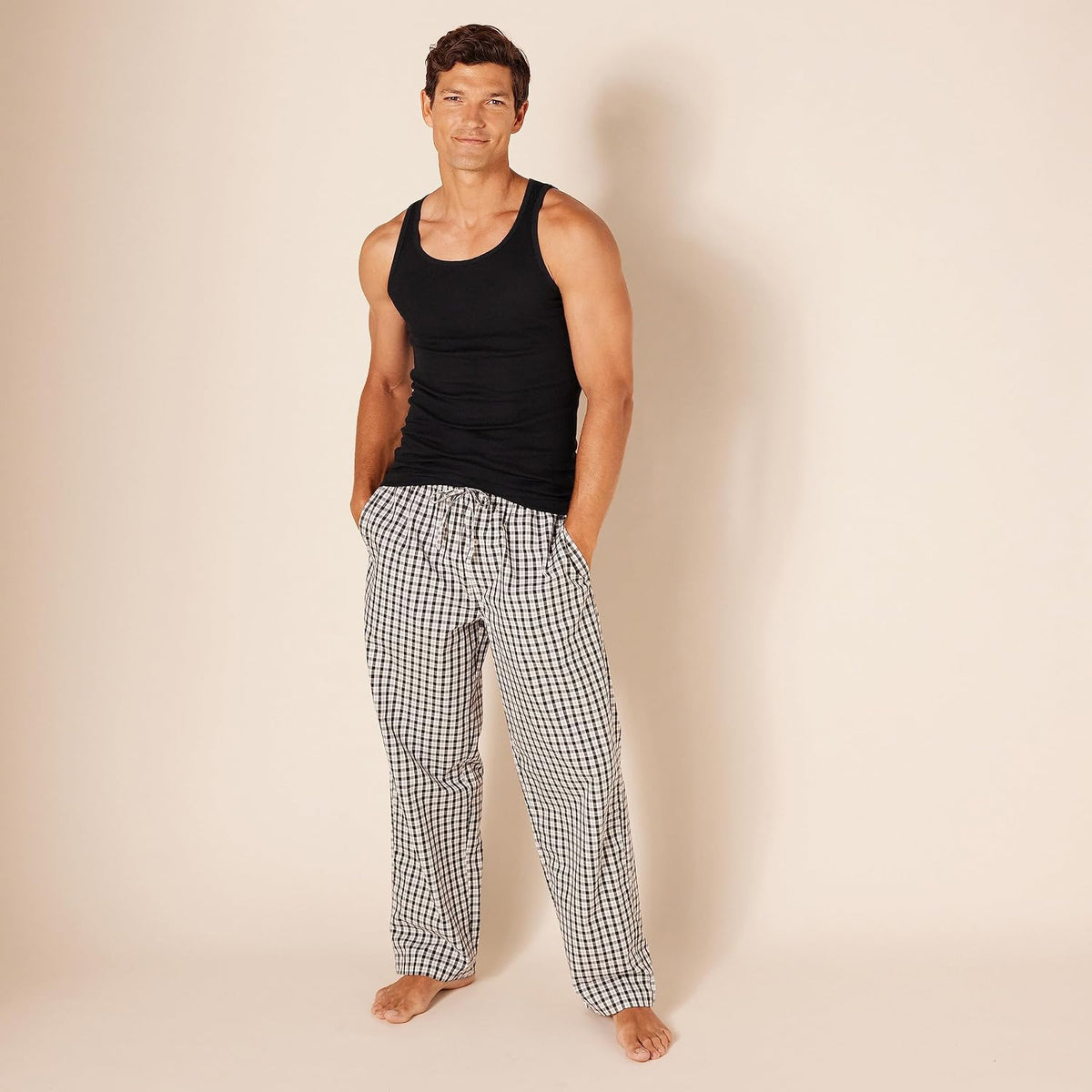 Amazon Essentials Men's Lightweight Breathable Cotton Slim Fit Tank Undershirts, Pack of 6