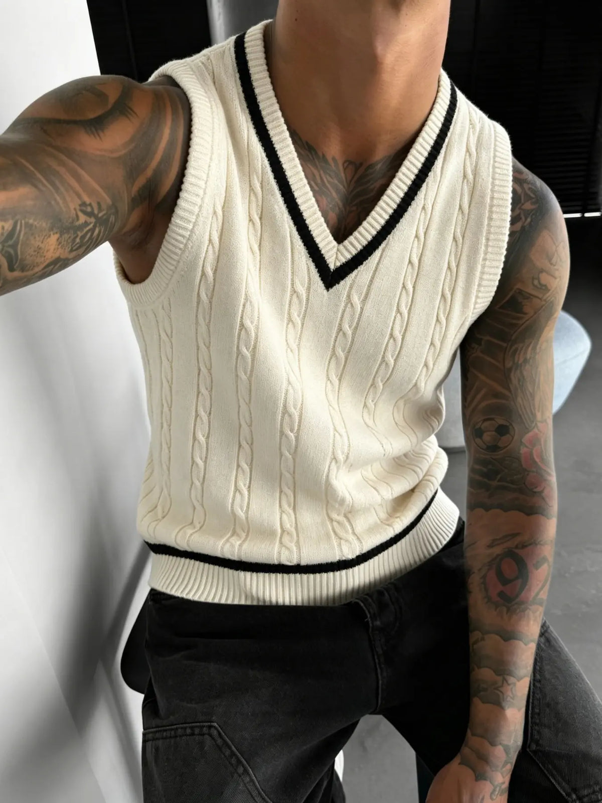 Men's Knitted Home Wear Vest, Street Style Crochet Top, Soft Comfortable Fabric, Loose Fit, Casual Solid Pattern, All Seasons, Streetwear Tank Vest, Loose Fitting Vest